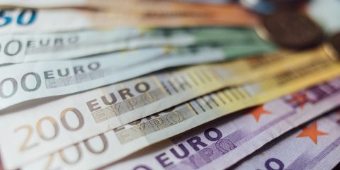 diritto-piena-retribuzione-durante-ferie